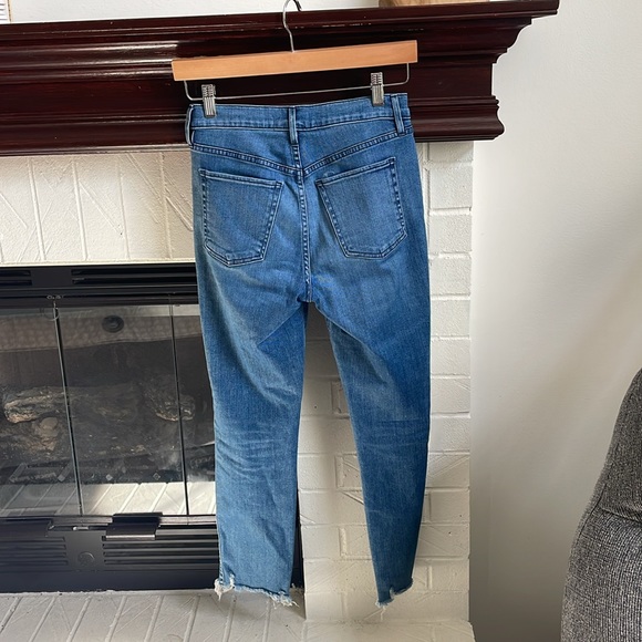 3x1 High Rise Cropped Jeans in Wilton Wash 26 A2 - Picture 3 of 9